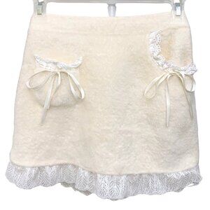 Kawaii Style White Lace Trim Mini Skirt with Built-In Shorts & Ribbon